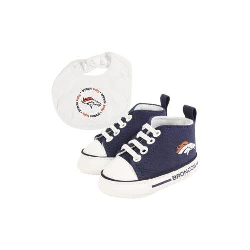 Baby Fanatic BFA-DEB30002 Denver Broncos NFL Infant Bib and Shoe Gift Set
