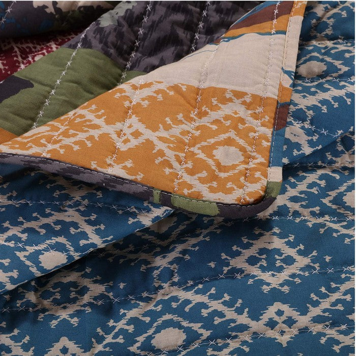 5 Piece King Size Quilt Set with Nature Inspired Print, Multicolor