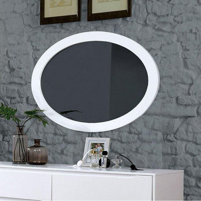 Lennart II White Oval Mirror