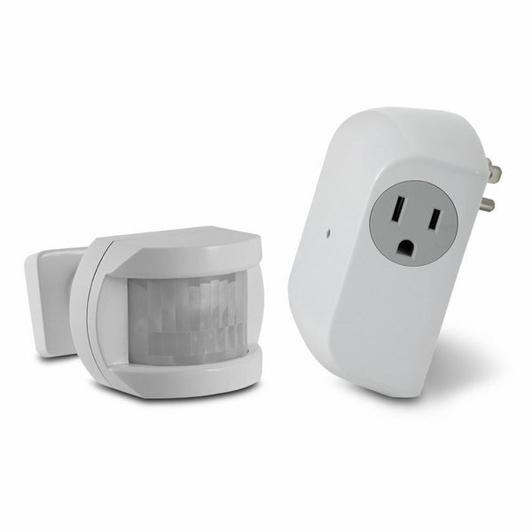 Utilitech White Motion Sensor/Dusk-to-Dawn Light Control - 0