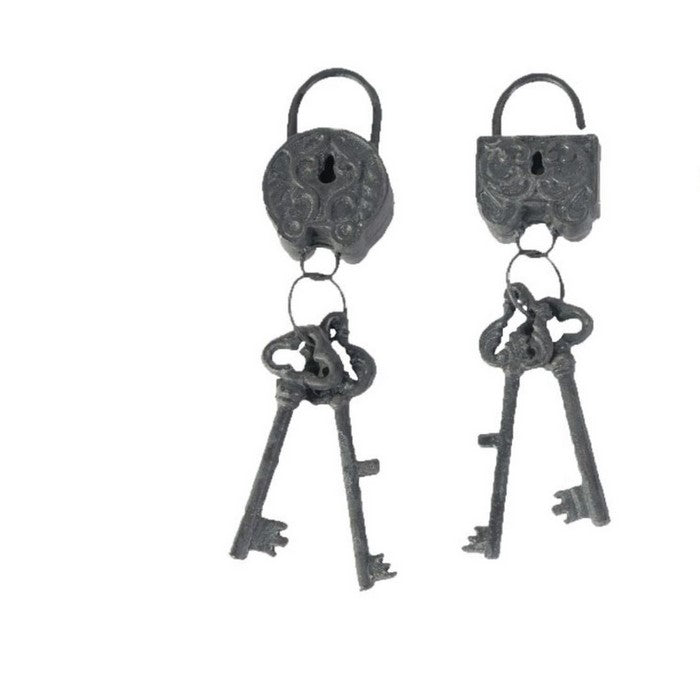 decorative 4 Piece Lock and Key Set Wall Accent, Antique Silver