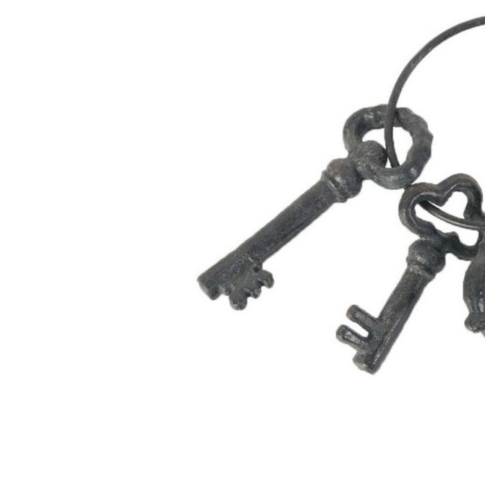 decorative Set of 5 Antique Skeleton Keys on a Ring, Silver