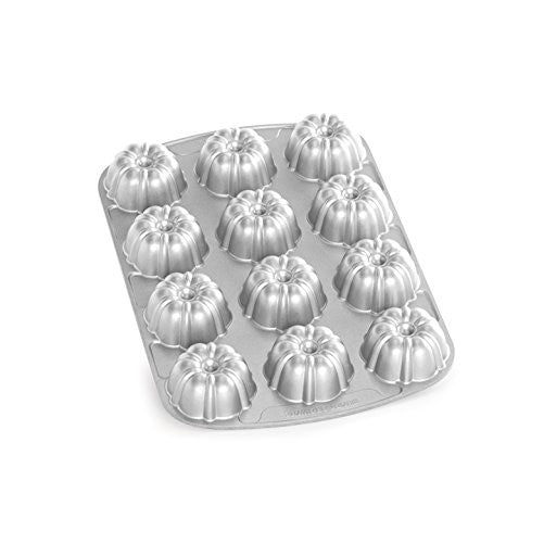 Nordic Ware Pro Cast Bundt Brownie Pan