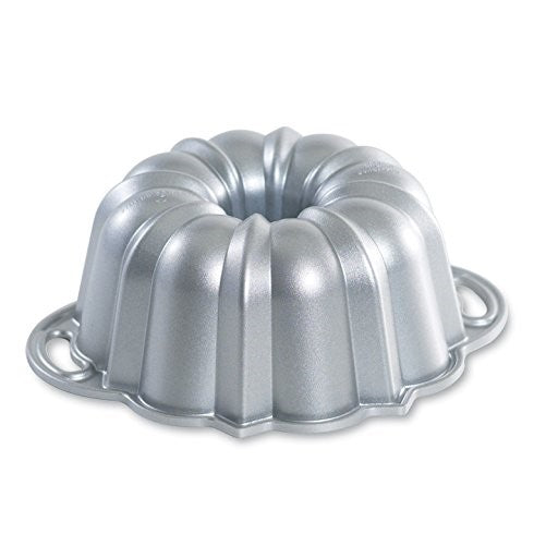 Nordic Ware Platinum Collection Bundt Pan, 6-Cup