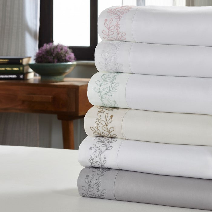 Turin 4 Piece Full Size Leaf Hem Cotton Sheet Set The Urban Port, Silver and White