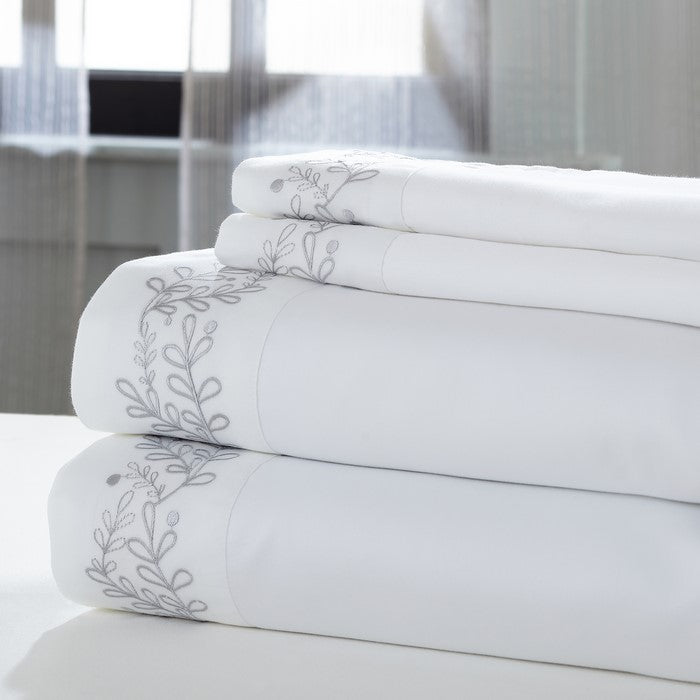 Turin 4 Piece Full Size Leaf Hem Cotton Sheet Set The Urban Port, Silver and White