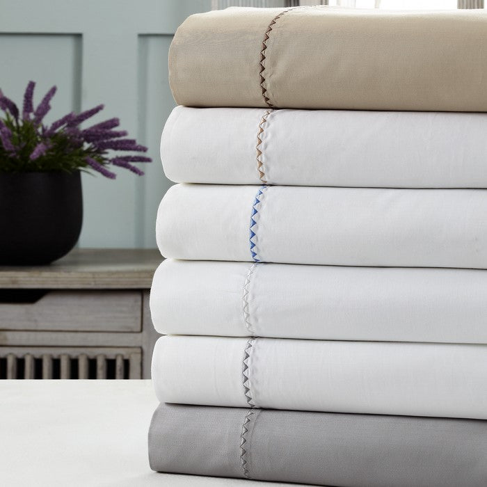 Fano 4 Piece King Size Sheet Set with Embroidered Hem The Urban Port, White and Blue