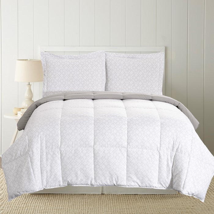 Bari 3 Piece California King Reversible Comforter Set The Urban Port, White and Gray
