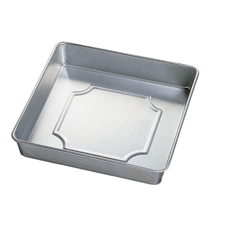 Wilton Performance Pans Aluminum Square Cake Pan, 14-Inch Cake Pan