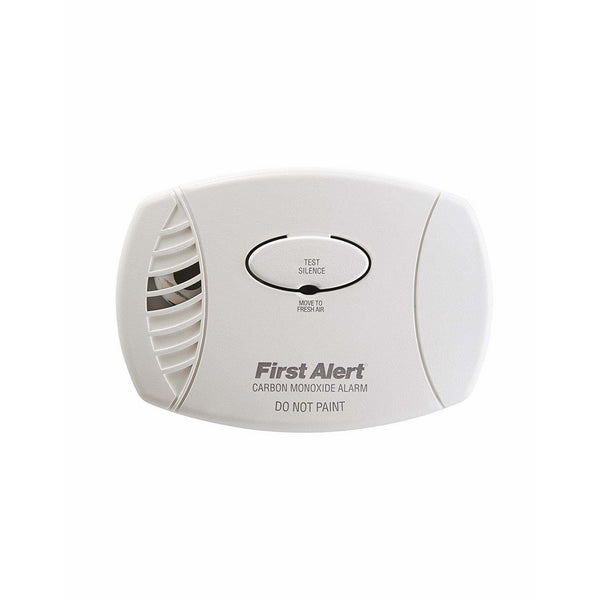 First Alert CO605 Carbon Monoxide Plug-In Alarm with Battery Backup, 1-Pack
