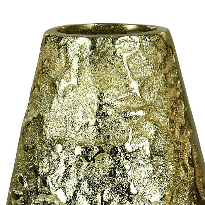 Metal vase with Textured Surface, Gold