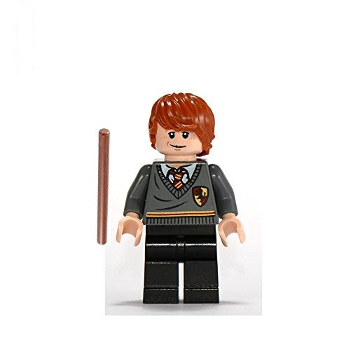 LEGO Harry Potter Minifigure Ron Weasley Gryffindor Stripe from Hagrid's Hut (2010)