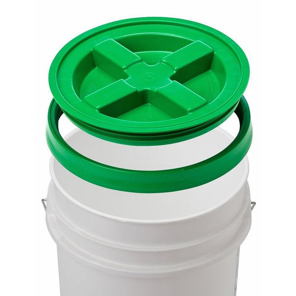 5 Gallon White Bucket & Gamma Seal Lid - Food Grade Plastic Pail & Gamma2 Screw Seal Tight Lid (Green)