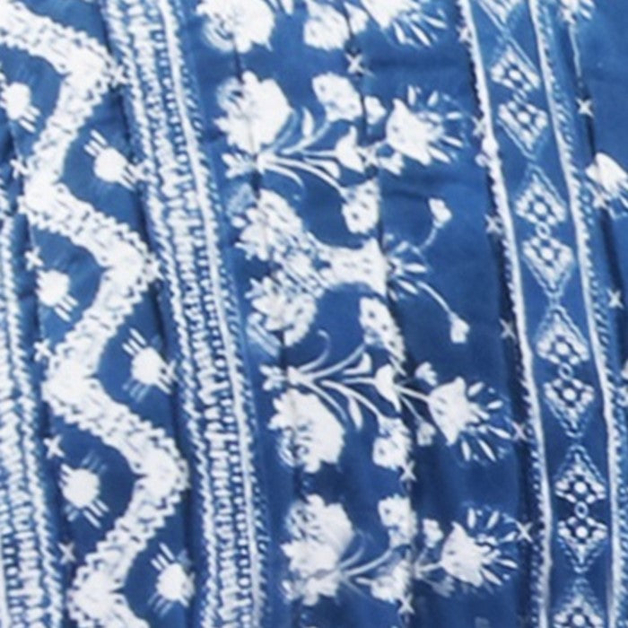 20 X 26 Geometric Pattern Pillow Sham with Polyester Filling, Blue