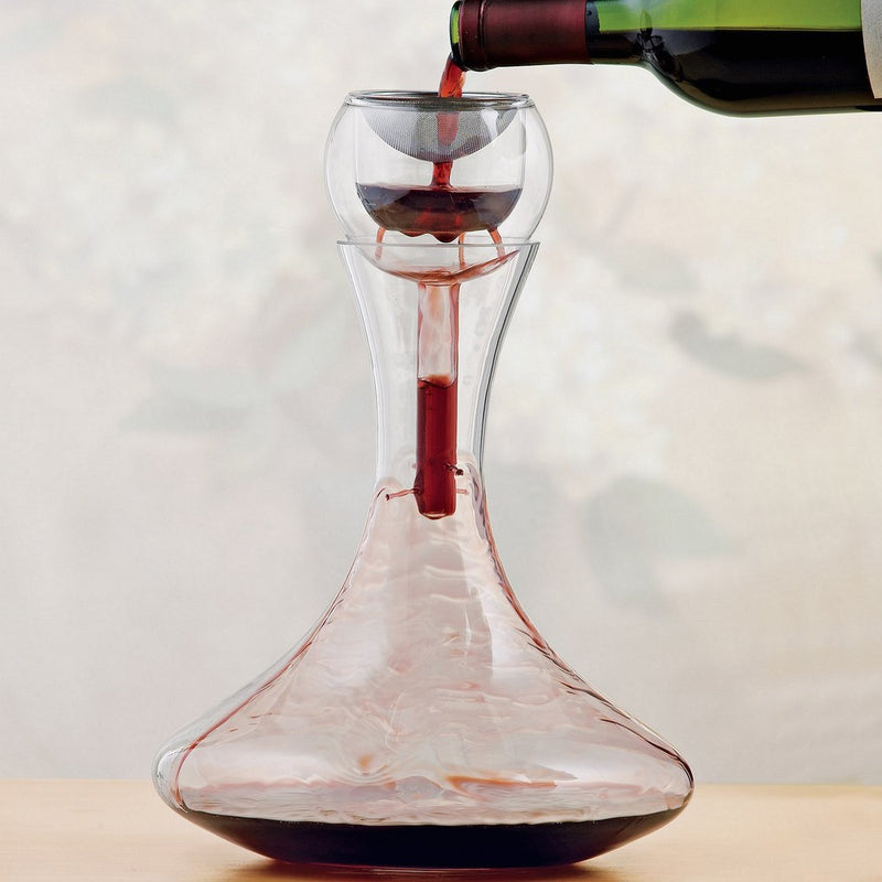 Final Touch Traditional Style Decanter, Includes Double Wall Aerator