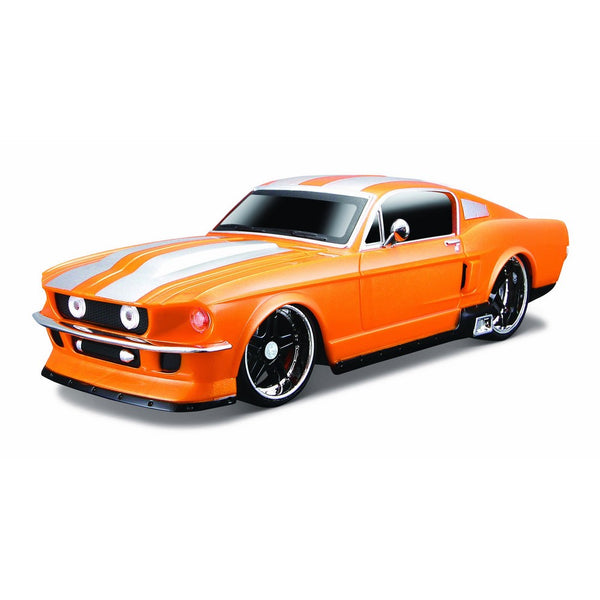 Maisto R/C 1:24 Scale 1967 Ford Mustang GT Radio Control Vehicle (Colors/ Mhz May Vary)
