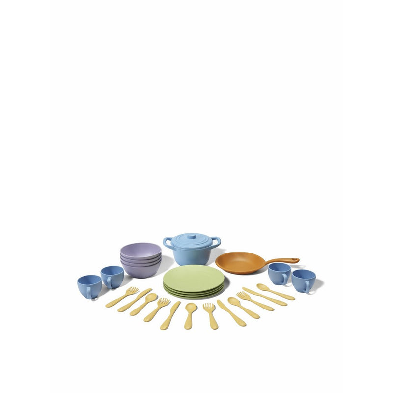 Green Toys Cookware and Dining Set