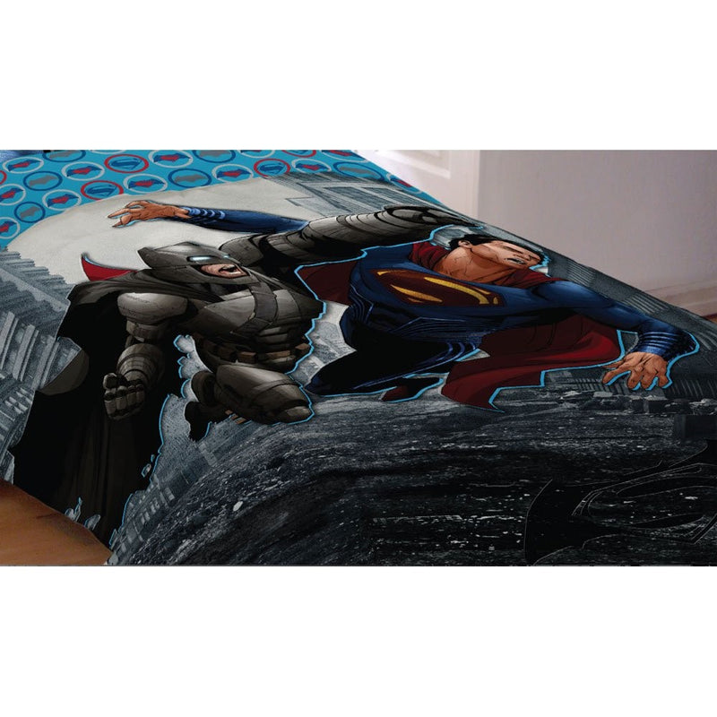 Warner Bros. 72" x 86" Batman Vs Superman World's Finest Reversible Comforter, Twin/Full