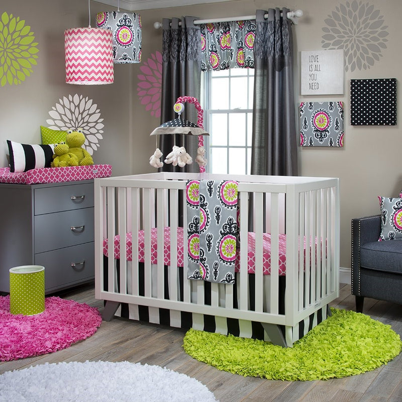 Glenna Jean Pippin 3 Piece Crib Set