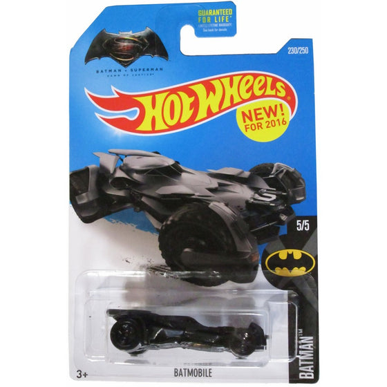 Hot Wheels 2016 Batman Batman vs. Superman: Dawn of Justice Batmobile 230/250