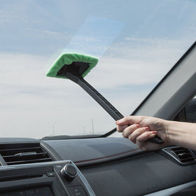Windshield Cleaner with Microfiber Cloth, Handle and Pivoting Head- Glass Washer Cleaning Tool for Windows By Stalwart (Green)