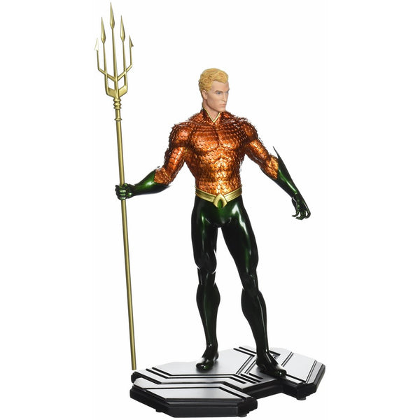 DC Collectibles DC Comics Icons: Aquaman Statue (1:6 Scale)