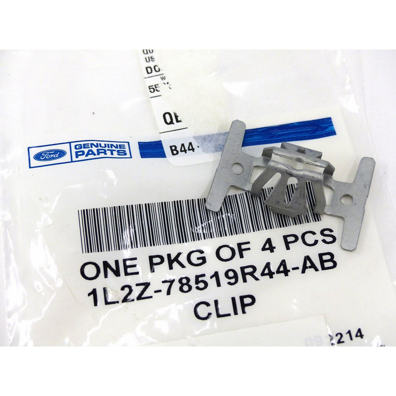 Ford 1L2Z-78519R44-AB - KIT - RETAINING CLIP