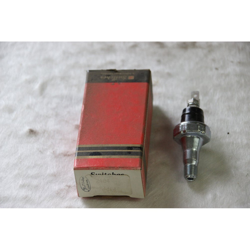 Standard Motor Products PS-15 Oil Pressure Light Switch