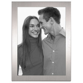 Malden International Designs Matte Silver Essential Fashion Metal Picture Frame, 5x7, Silver