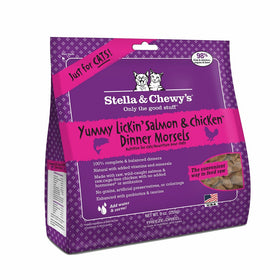 Stella & Chewy's Pouch Freeze-Dried Raw Yummy Lickin' Salmon & Chicken Dinner Morsels Grain-Free Cat Food, 9 oz
