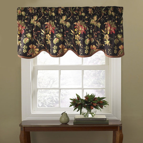 Waverly 10982050X015NO Felicite 50-Inch by 15-Inch Window Valance, Noir