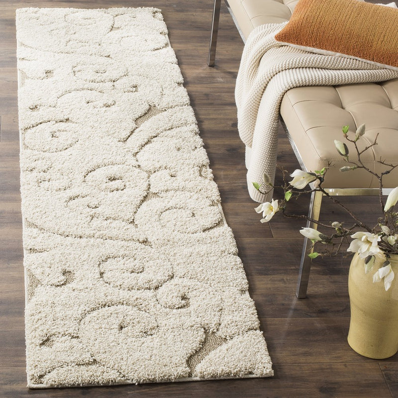 Safavieh Florida Shag Collection SG455-1113 Scrolling Vine Cream and Beige Graceful Swirl Runner (2'3" x 15')