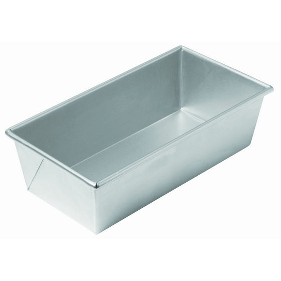 Chicago Metallic Commercial II Traditional Uncoated 1-1/2-Pound Loaf Pan